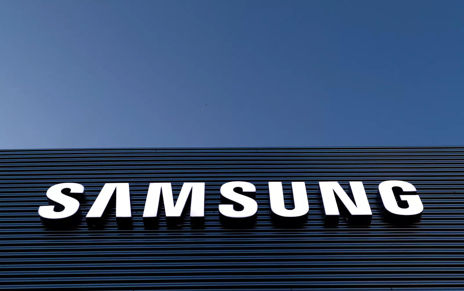Samsung to invest $206 billion by 2023